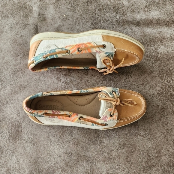 Sperry Top- Sider Island Feel Boat Shoes - Picture 2 of 6